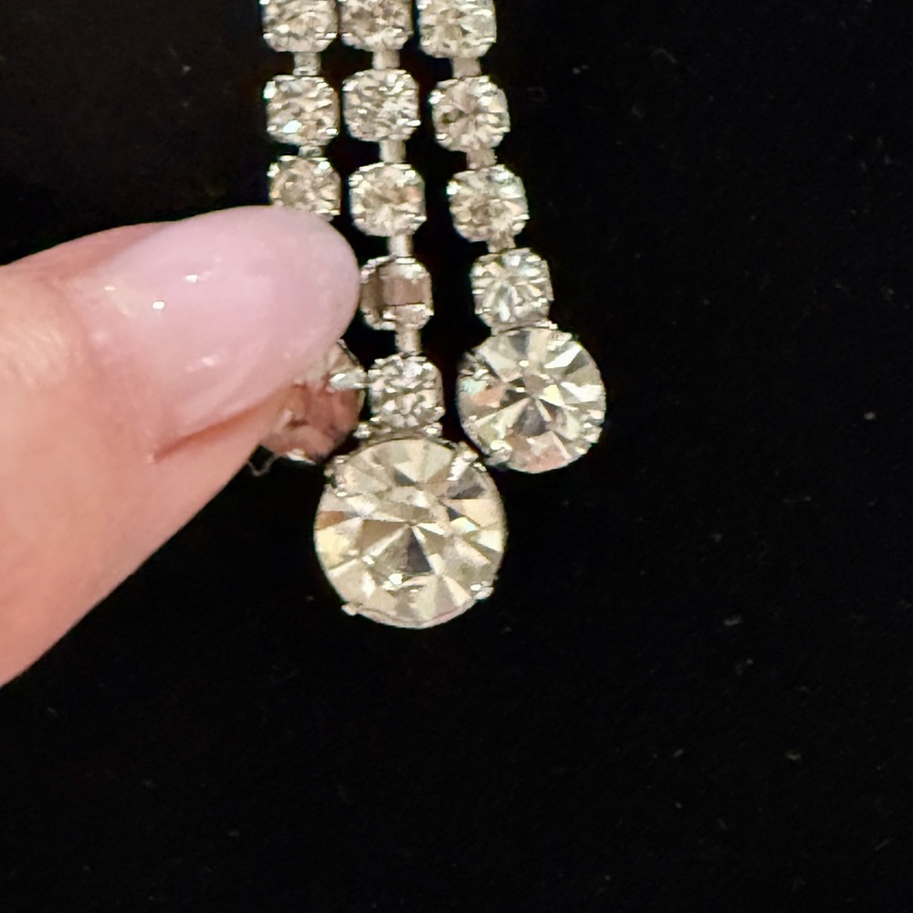 Dazzling Silver Tone and Rhinestone Necklace - Picture 7 of 7